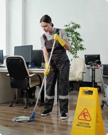 img-servicios-especializados-limpieza-oficinas